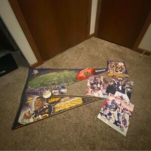 Minnesota Vikings Memorabilia Set